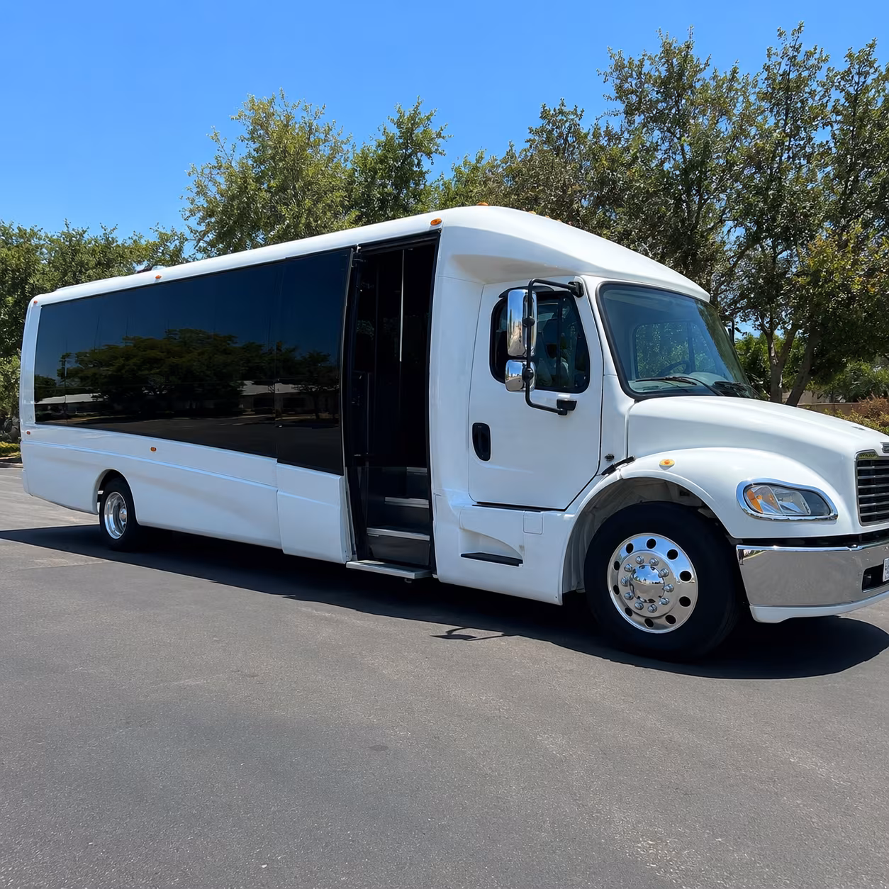 find the perfect transportation for your next private event 2