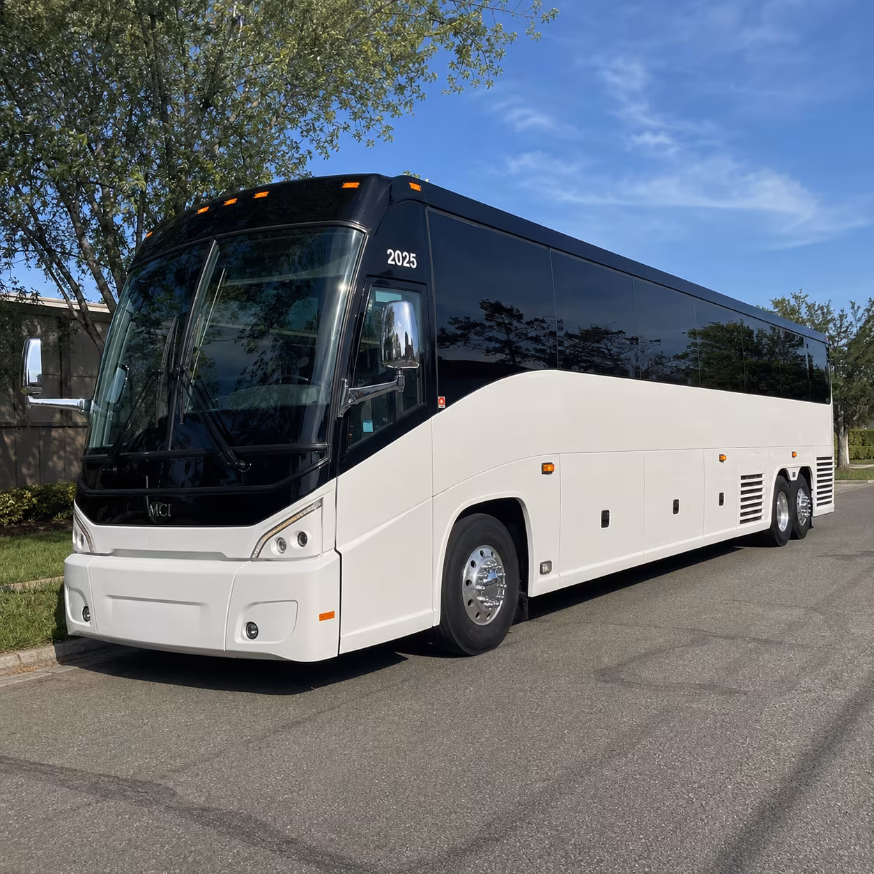 jfk laguardia airport shuttle buses from woodbridge new jersey
