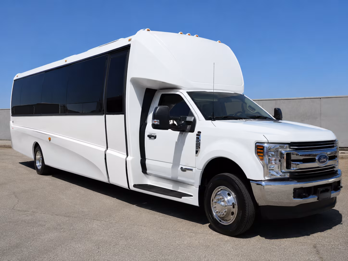 wedding guest shuttle buses in woodbridge new jersey