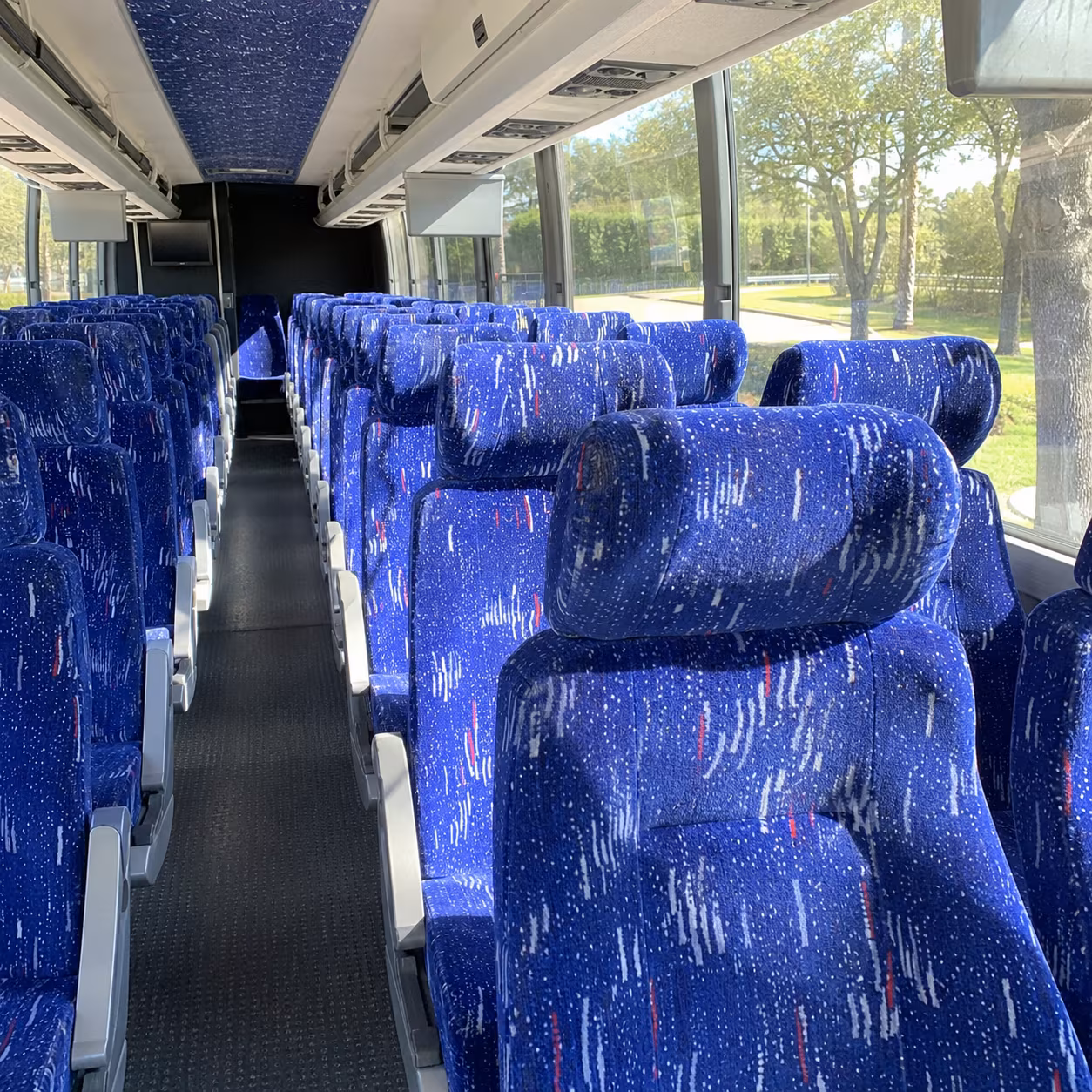 woodbridge charter bus rentals for long distance trips to washington d c